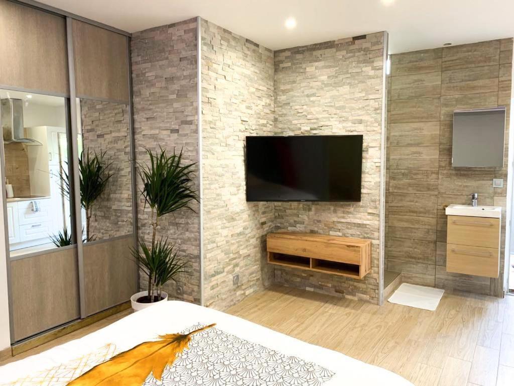 Le Menhir 2 Jacuzzi Spa Terasse Barbecue La Roche-Blanche  Екстериор снимка